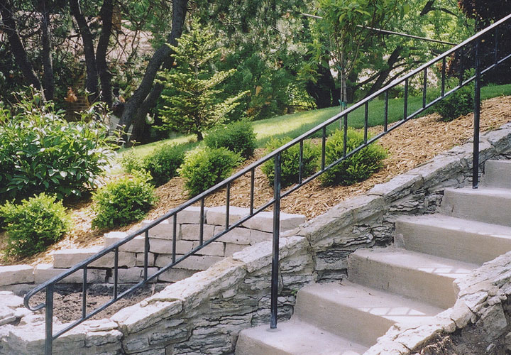 Exterior Step Railing Photo